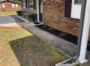 215 Whitaker St, Tazewell, TN 37879