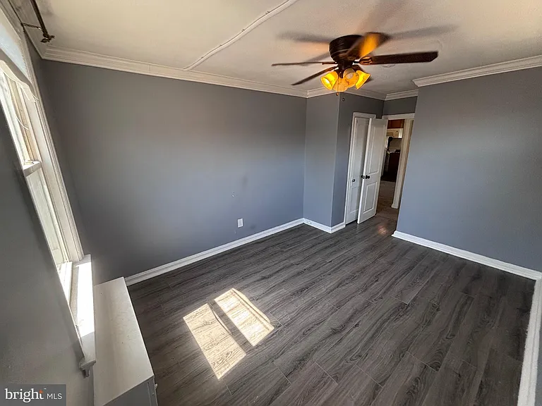 2420 Cedar Ln #2 — Photo 3