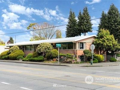 8302 8th Avenue NW, Seattle, WA, 98117