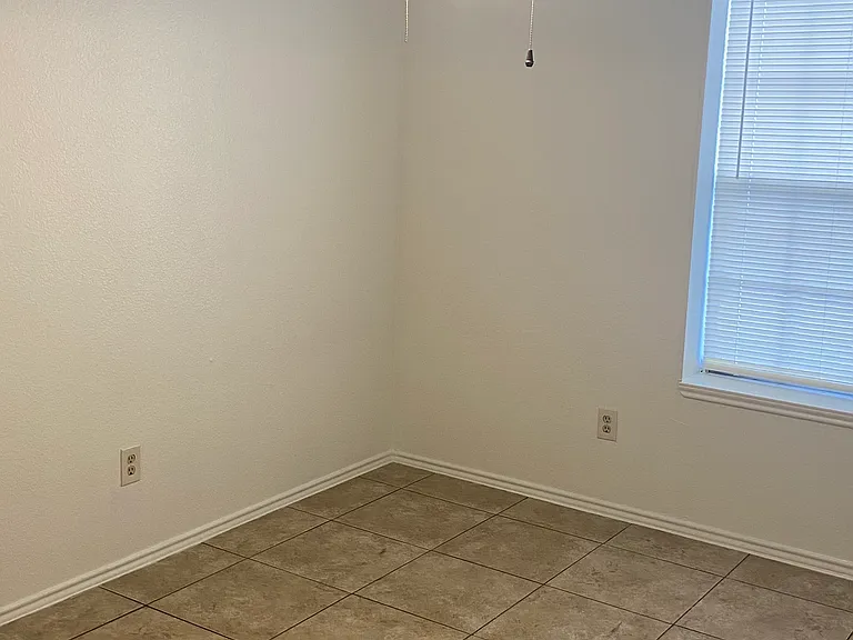 10254 Dover Rdg #501 — Photo 9
