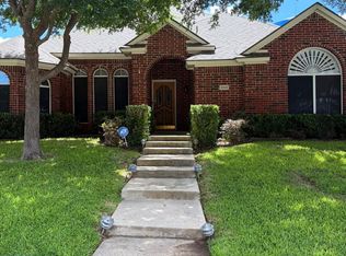 2306 Norwich Dr, Carrollton, TX 75006