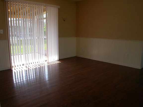 5th image of 1198 Briarwood Ave