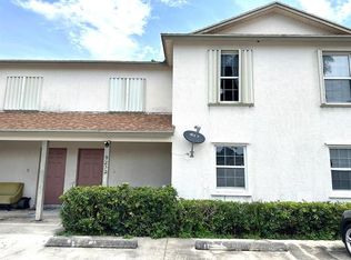 9232 E Highland Pines Dr, Palm Beach Gardens, FL 33418
