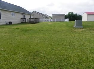 1561 Wanda Dr, Hanover, PA 17331