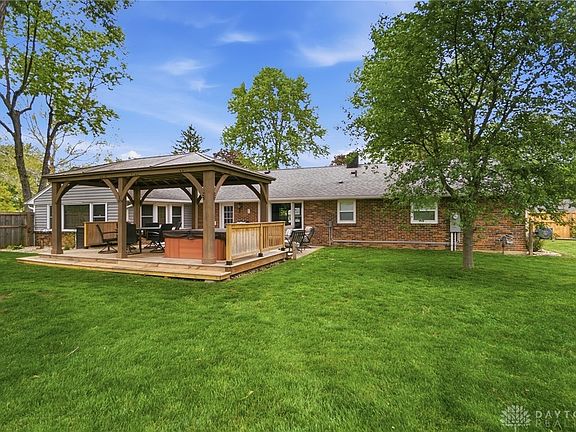 4th image of 556 Brandwynne Ct