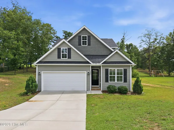 105 Village Dr, Broadway, NC 27505