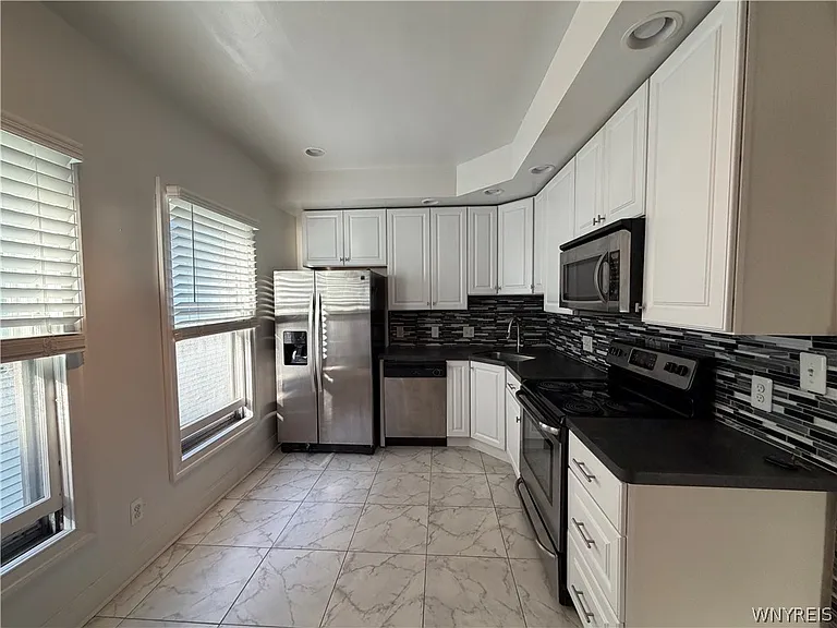 193 Norwood Ave — Photo 12