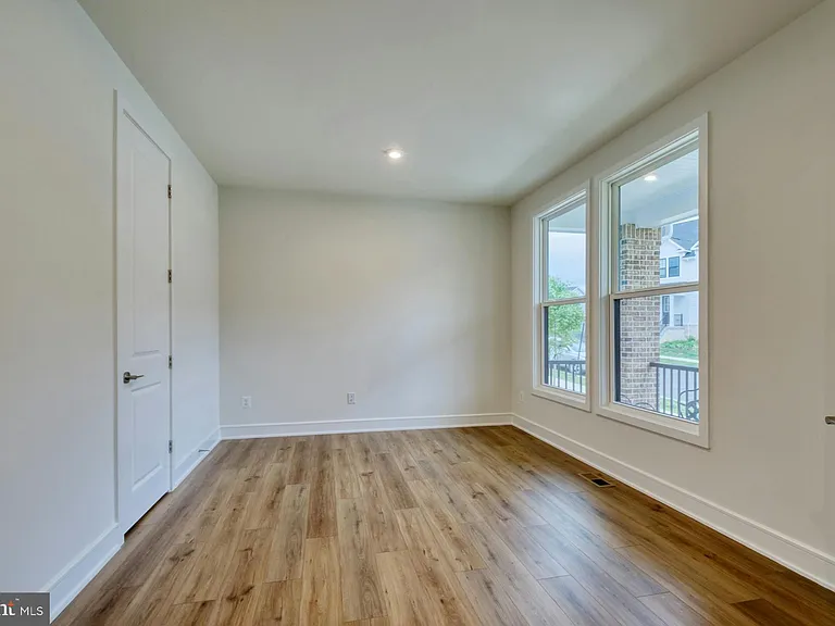 5095 Carters Crossing Ave — Photo 7