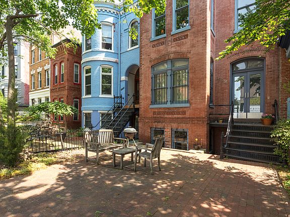 2nd image of 1919 17th St NW APT 2