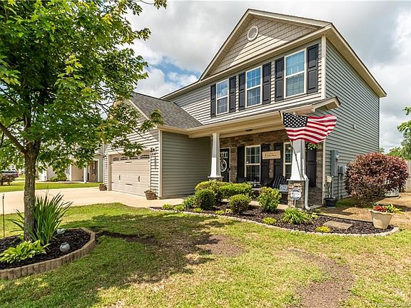 3rd image of 306 Royal Birkdale Dr