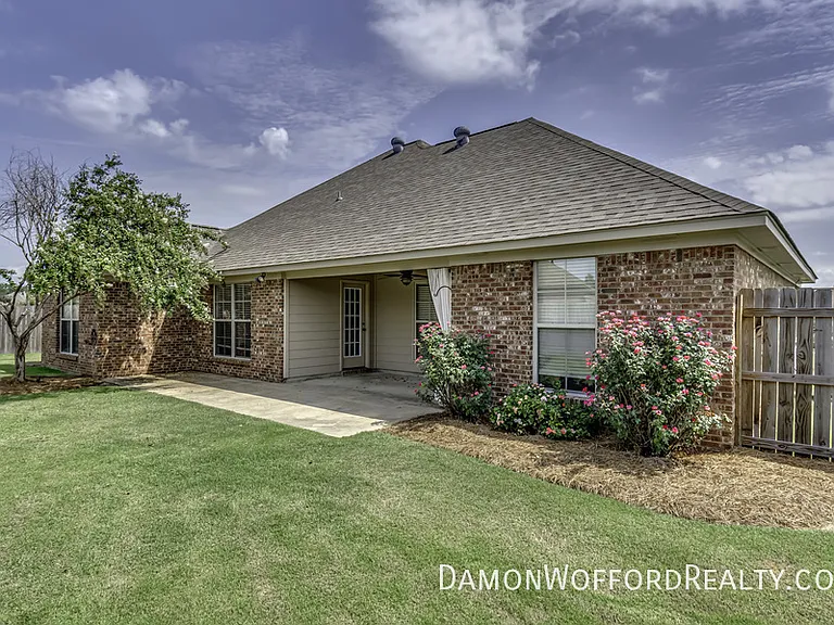 107 Emry Cv — Photo 60