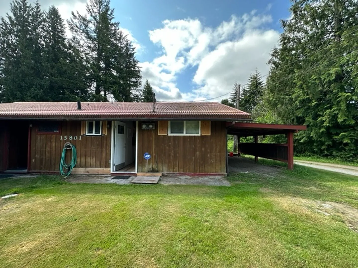 15801Larch Way — Photo 1