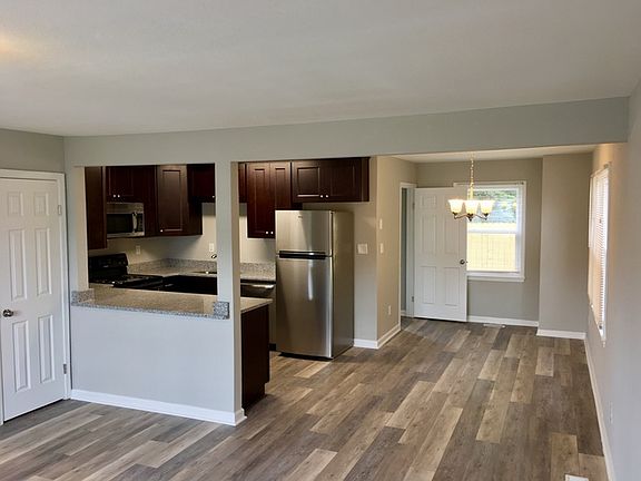 2nd image of 1446 W 27th St #B