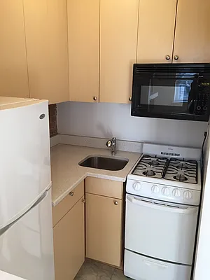 Rented by Walter & Samuels Inc | media 19