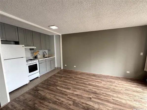 2345 Ala Wai Blvd APT 1015, Honolulu, HI 96815