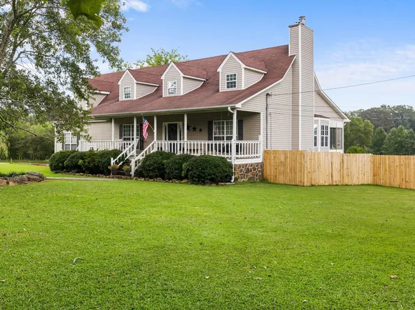 934 County Road 1225, Vinemont, AL 35179