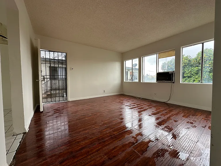 1248 S Greenwood Ave #4 — Photo 9