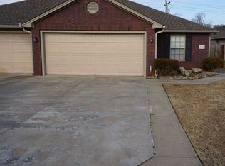 2610 Dora Rd, Van Buren, AR 72956