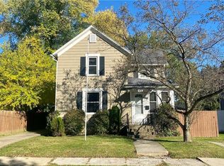 446 N James St, East Palestine, OH 44413