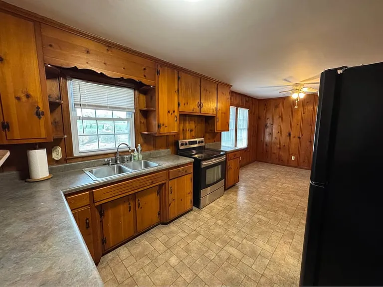 1108 Lower Dallas Hwy — Photo 10