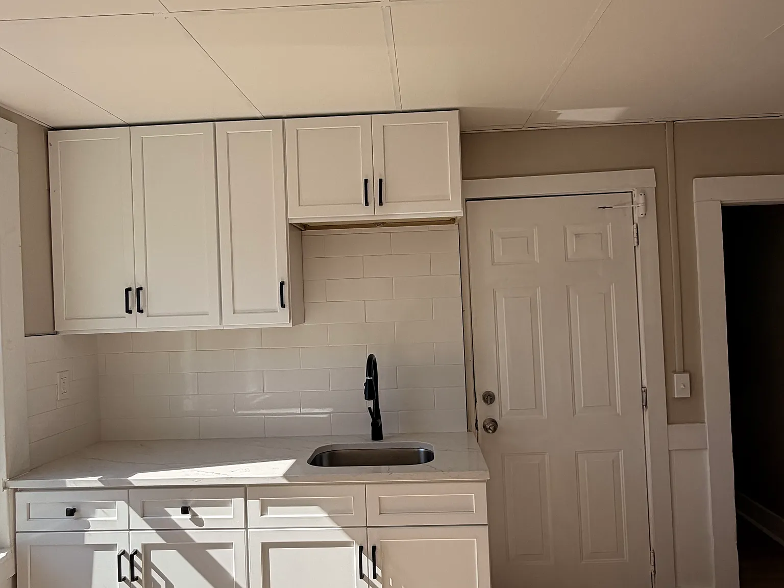 3 bed, $1,850 — Photo 1