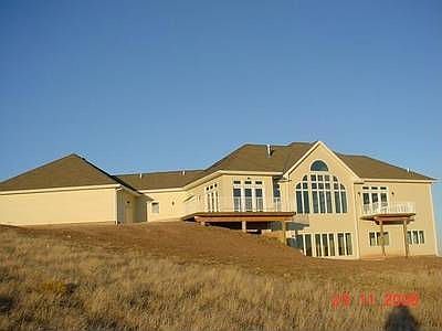 1st image of 16 Big Bend Ln