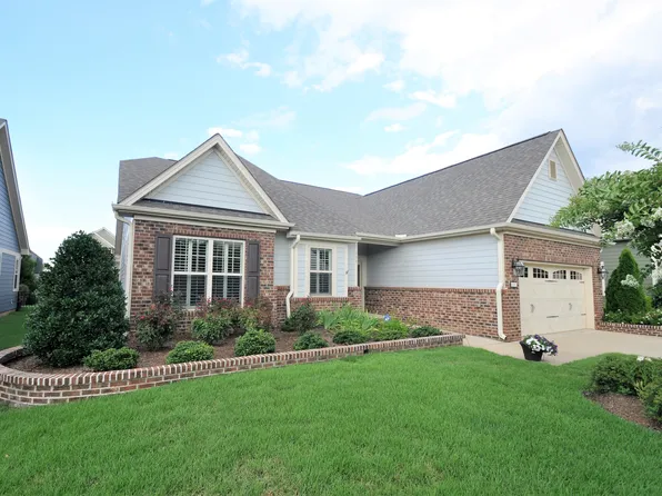 204 Silver Bluff St, Holly Springs, NC 27540
