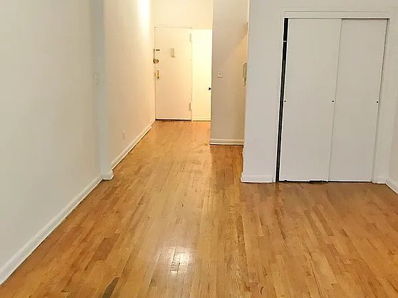 3rd image of 520 E 84th St APT 3A