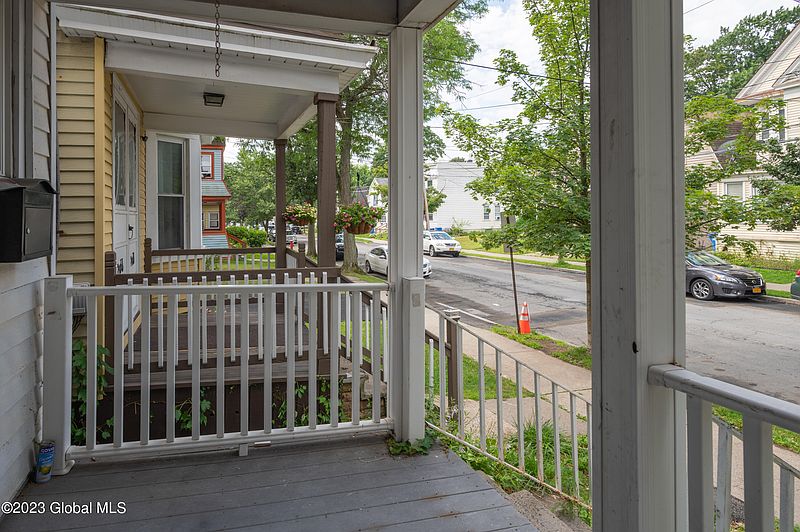 3rd image of 51 Marshall Street