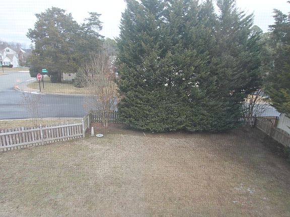 3rd image of 10816 Kittery Pl