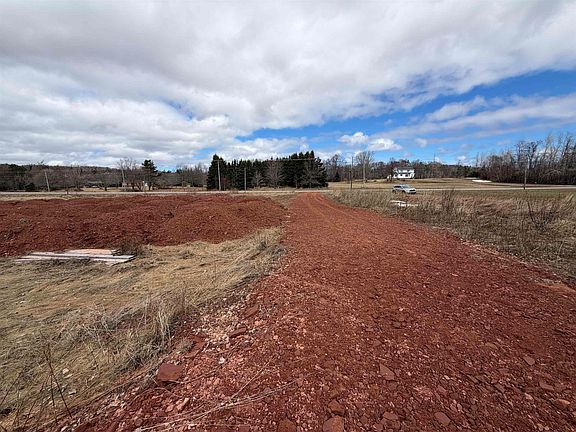 5th image of Pownal Rd