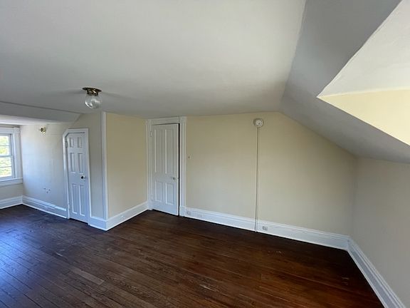 3rd image of 20 N Aurora St #7