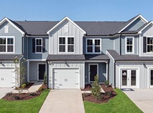3926 Sedgefield Green Pl, Greensboro, NC 27407