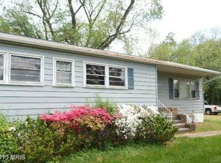 17129 Redland Rd, Derwood, MD 20855