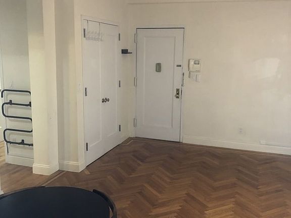 3rd image of 134 W 92nd St #3F