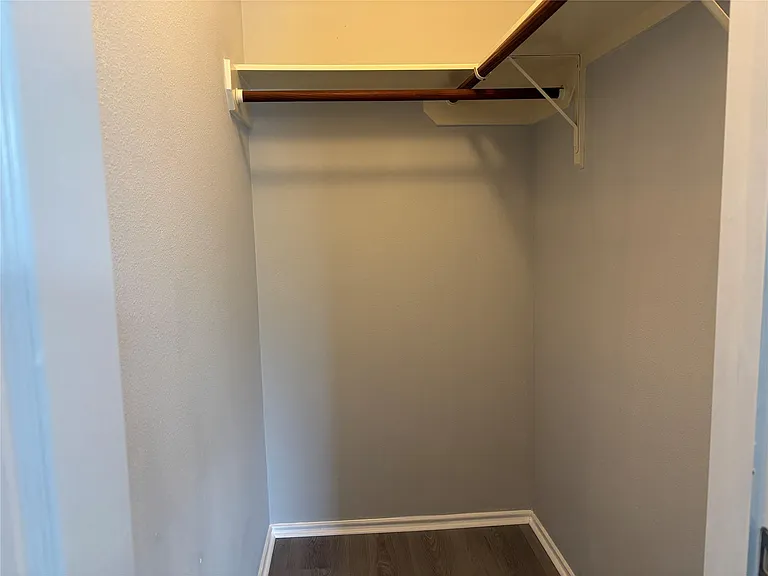 13642 Rural Oak St — Photo 26