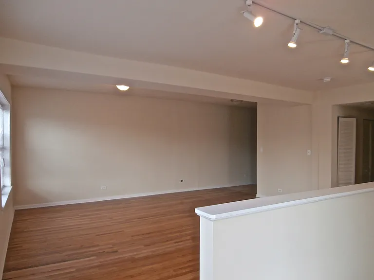 2803-2805 W Lawrence Ave #D1 — Photo 7
