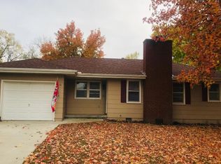 110 Meadow Ln, Warrensburg, MO 64093