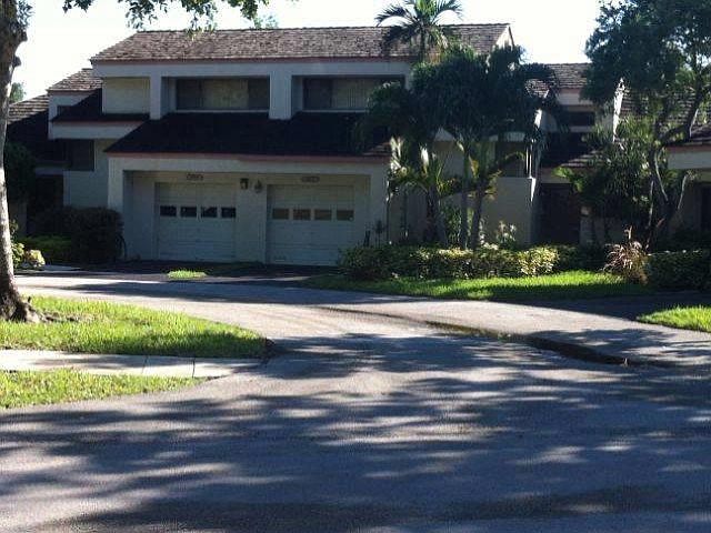 1st image of 9305 Chelsea Dr S