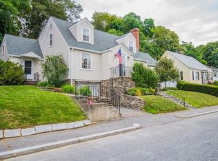 52 Burncoat Ter, Worcester, MA 01605