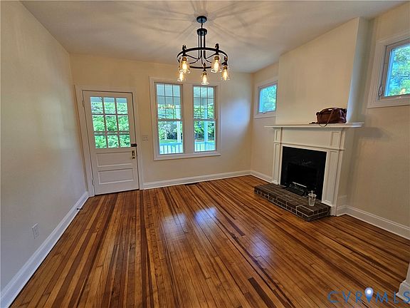4th image of 913 W Osborn Rd