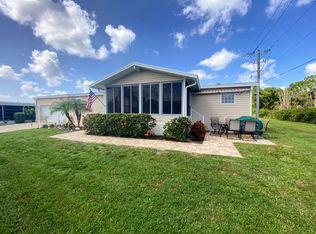 6 Hacha Ct, Fort Myers, FL 33912
