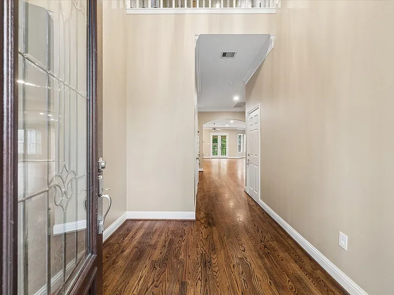 5349 McCulloch Cir — Photo 8