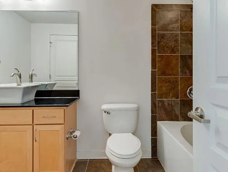 3000 Vanderbilt Pl #324 — Photo 18