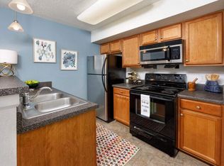 2 Wyndham Dr #AE20165BE, Hampton, VA 23666