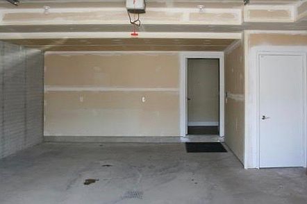 5th image of 4814 Black Bear Dr