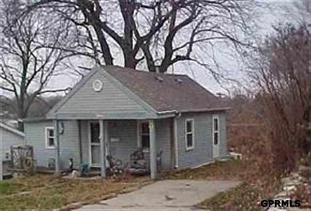 1st image of 814 5th Ave
