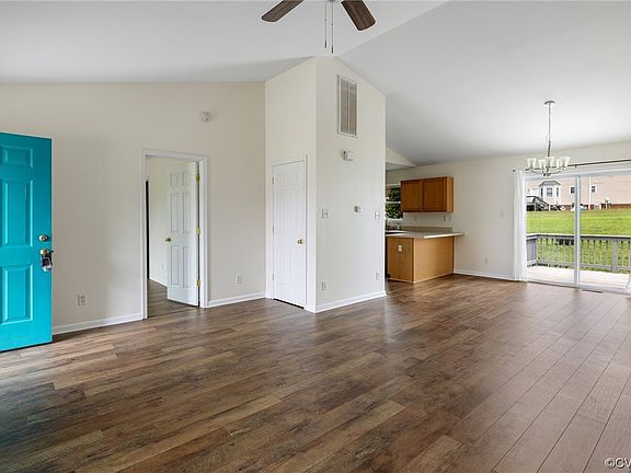 4th image of 7512 Lady Blair Ln