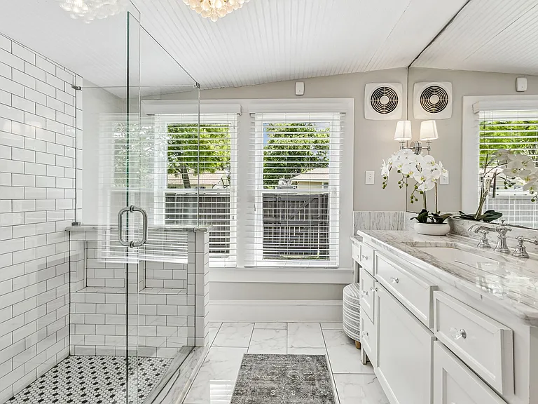 902 N Edgefield Ave — Photo 24