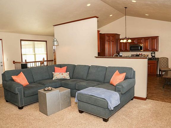 3rd image of 2225 Windflower Dr